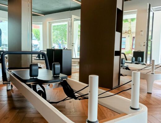 BAIA bringt modernes Reformer Pilates nach Oberursel