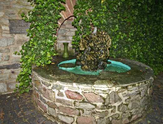 Felsenkellerbrunnen